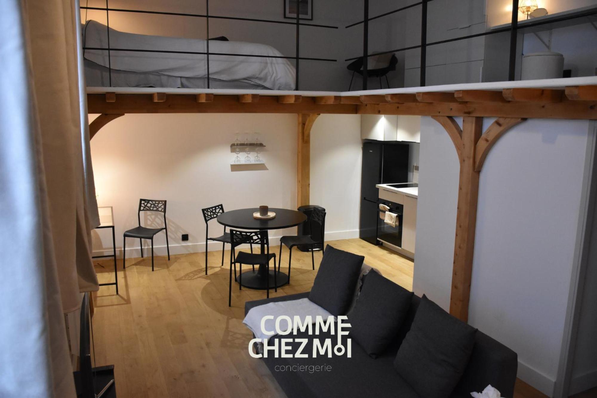 Le Quai - Moderne Et Equipe A Centre *